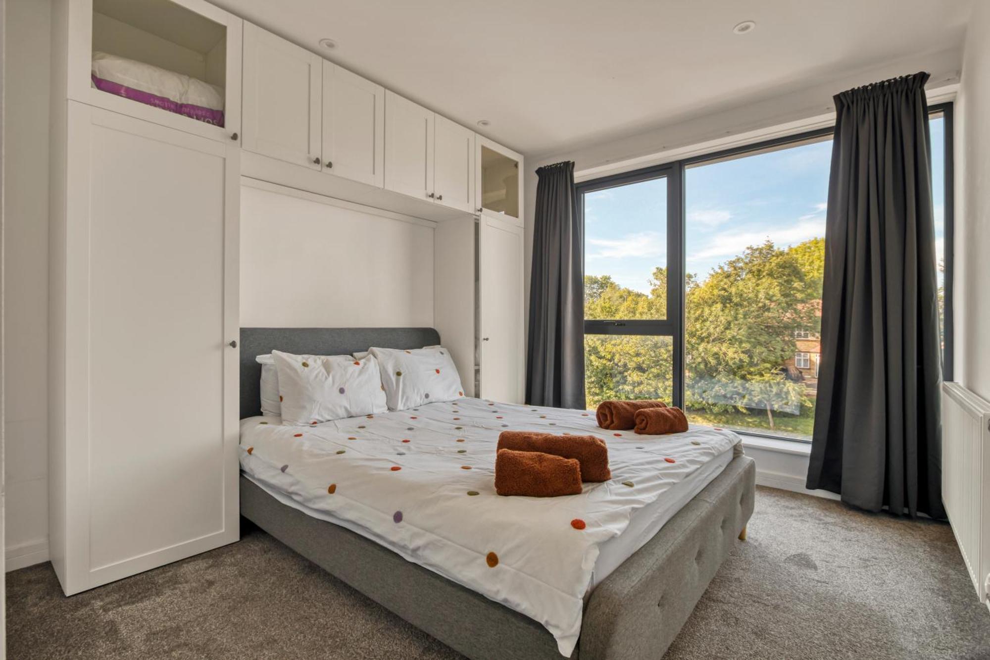 شقة Modern Penthouse In Wembley لندن المظهر الخارجي الصورة