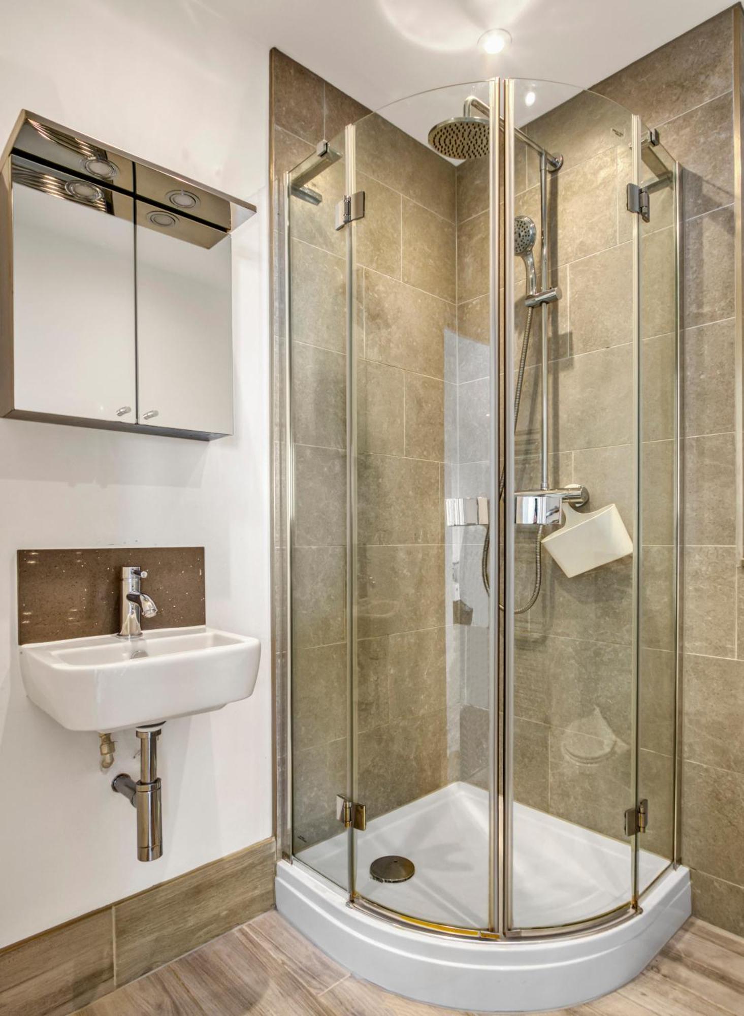 شقة Modern Penthouse In Wembley لندن المظهر الخارجي الصورة
